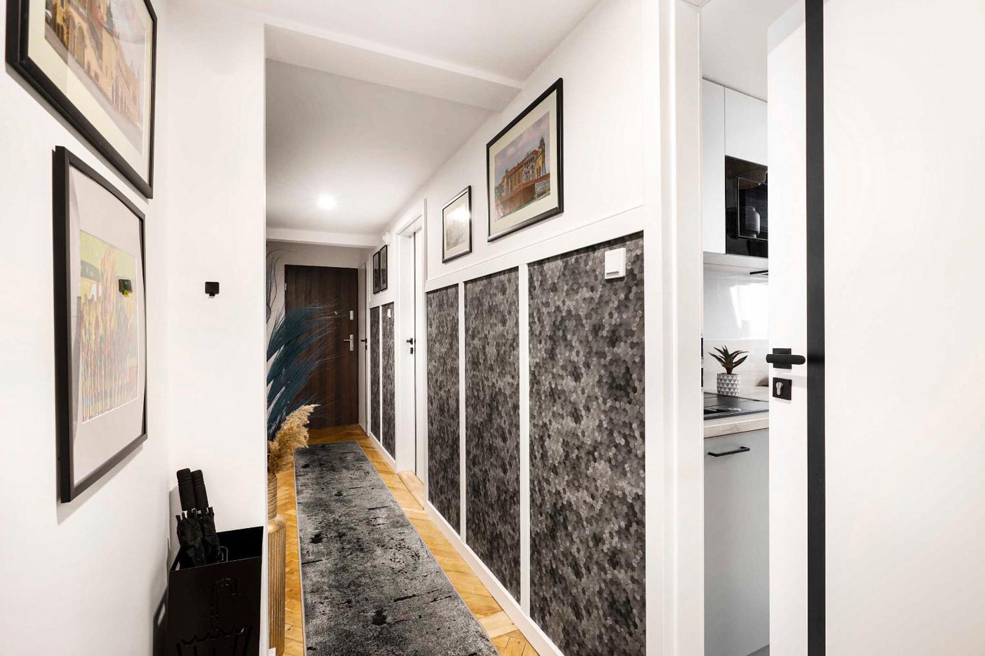 Charming Studio With Kitchen - Old Town, Main Station Krakau Buitenkant foto